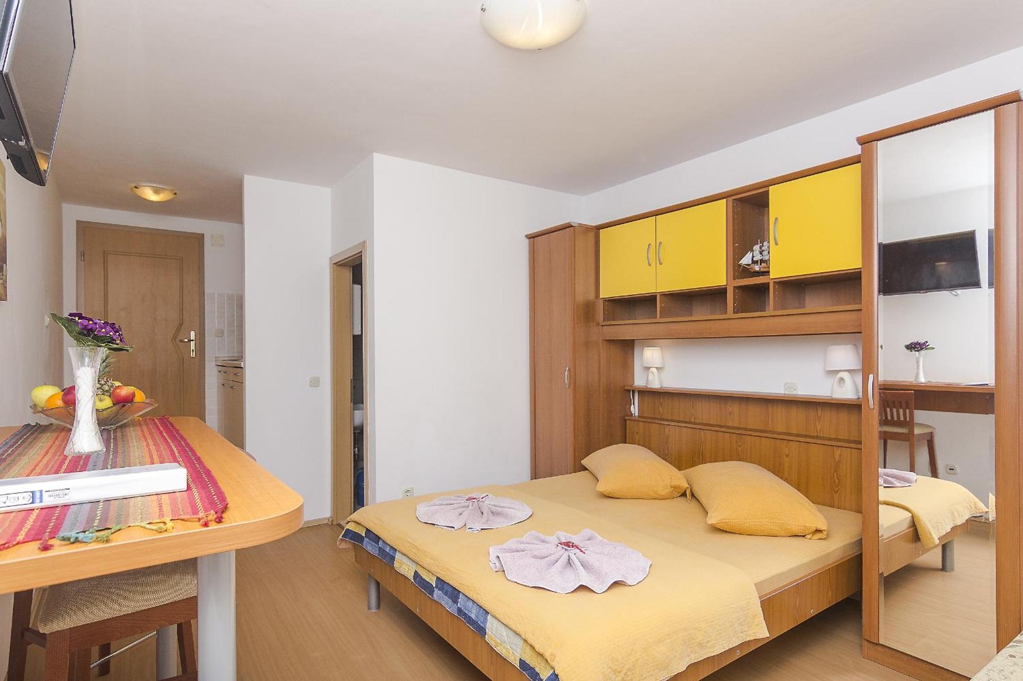 Apartments With A Parking Space Brela, Makarska - 11687 חדר תמונה